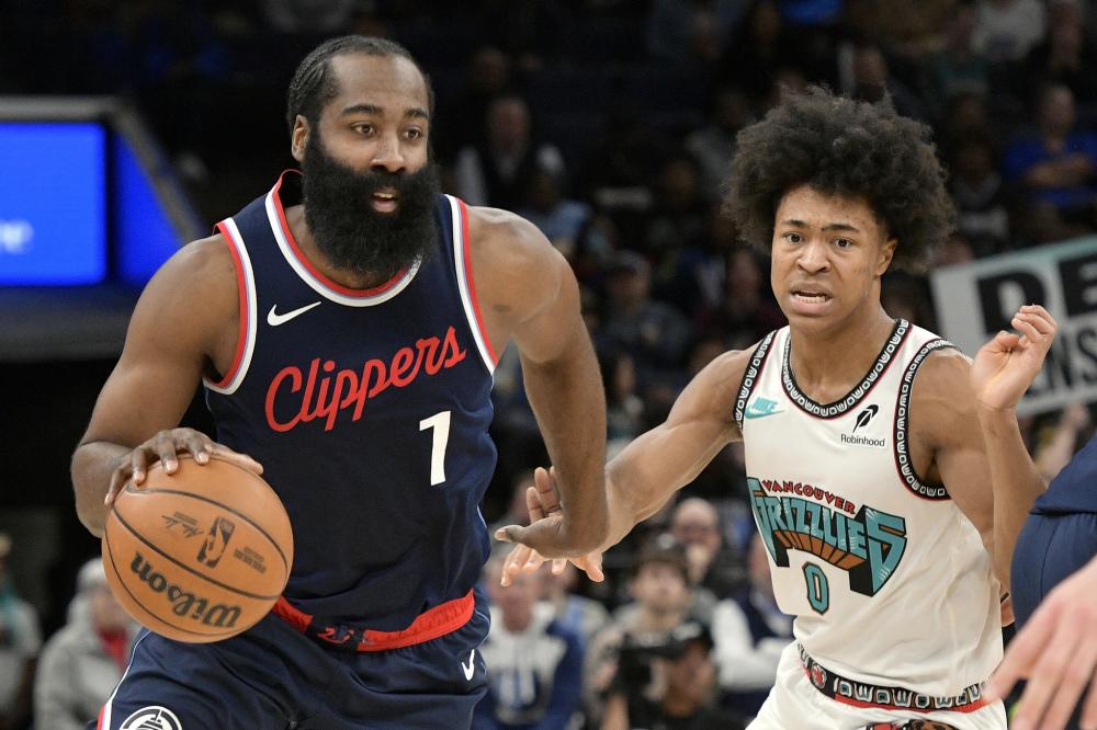 伤病不仅对 伤病不仅对